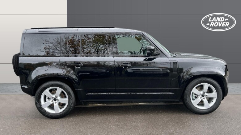 Land Rover Defender 3.0 D250 X-Dynamic SE 110 5dr Auto Diesel Estate